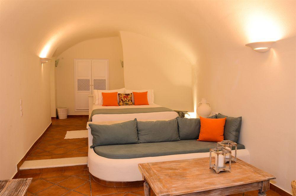 Hostel 16 Oia Exterior photo